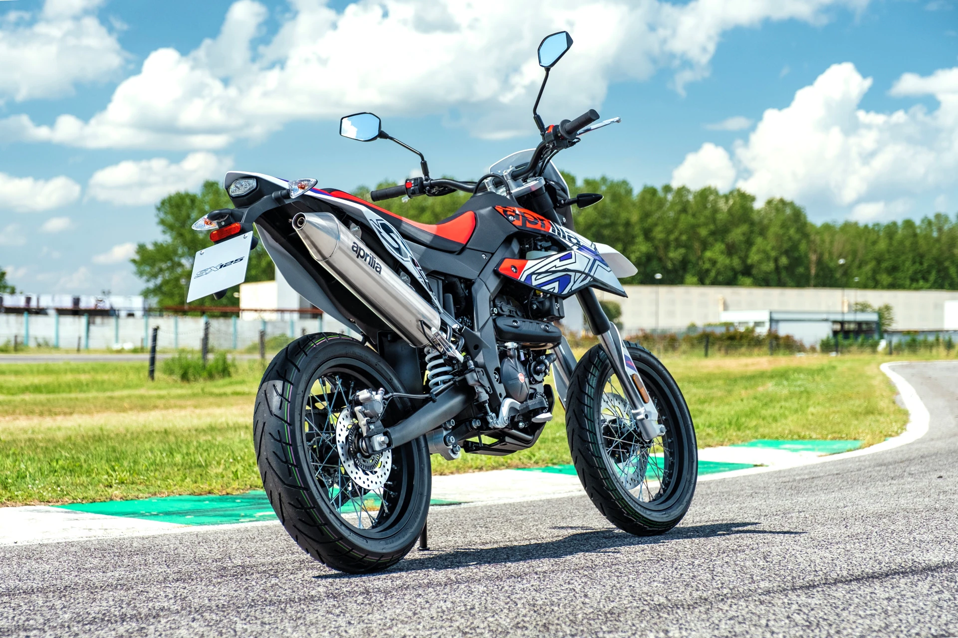 Aprilia_SX_gallery_1920x1280_2